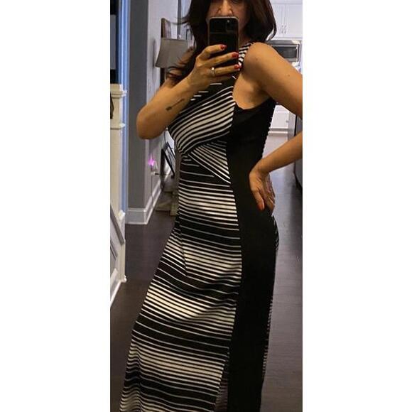 White House Black Market Dress Med Black White Stripe - Picture 3 of 5